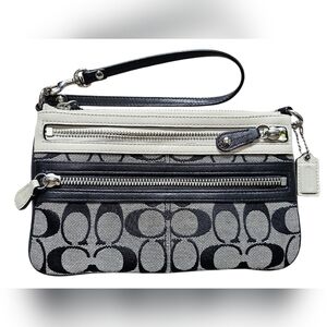 Coach Vintage Signature C Canvas/leather Wristlet/clutch In Black, White & Green